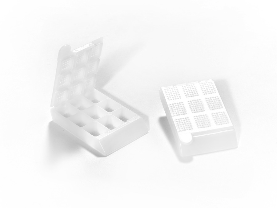 9-Compartment Biopsy Cassettes
