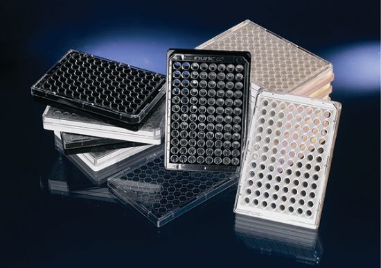 Picture of 96-Well Black Nunc Polymer Optical Bottom Plates, Sterile w/Lid