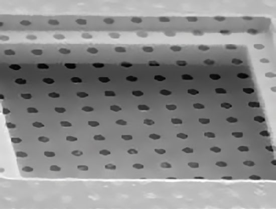 Picture of Quantifoil® R 3/5 Holey Carbon Films on Grids